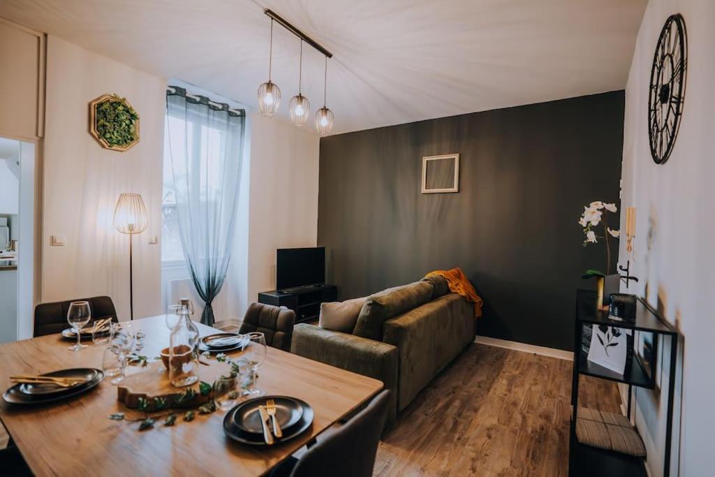 Le Bertrand • Le Raffinement En Coeur De Ville Châteauroux Exteriör bild