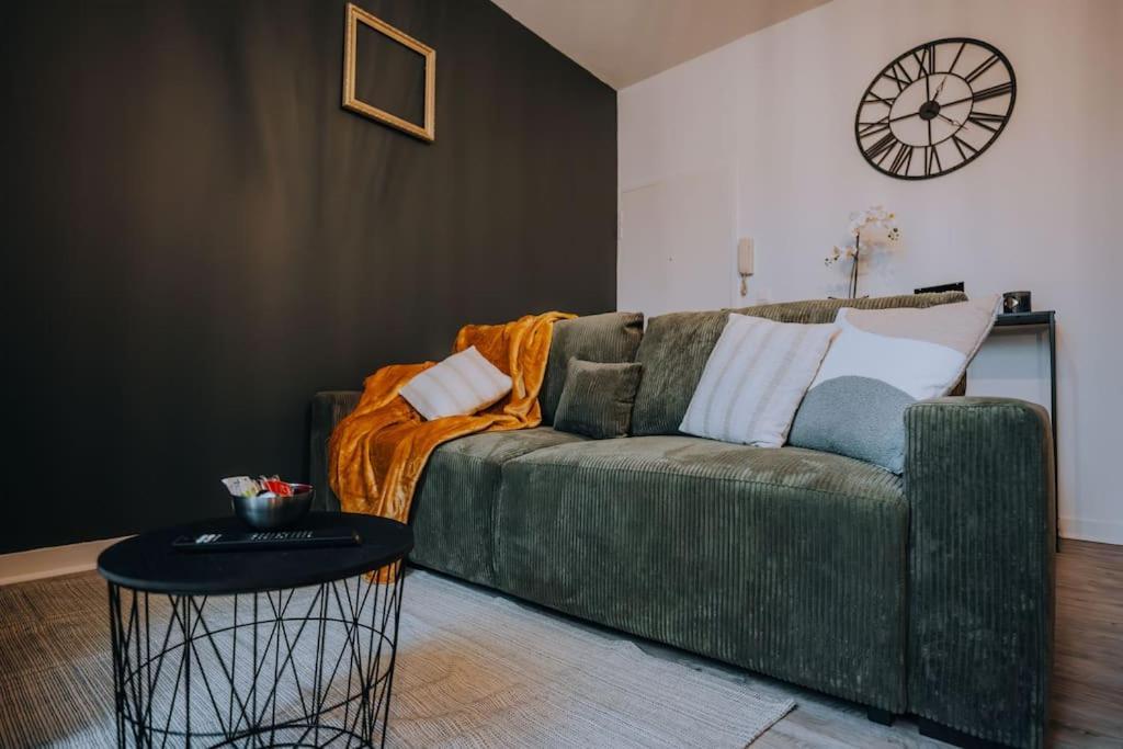 Le Bertrand • Le Raffinement En Coeur De Ville Châteauroux Exteriör bild